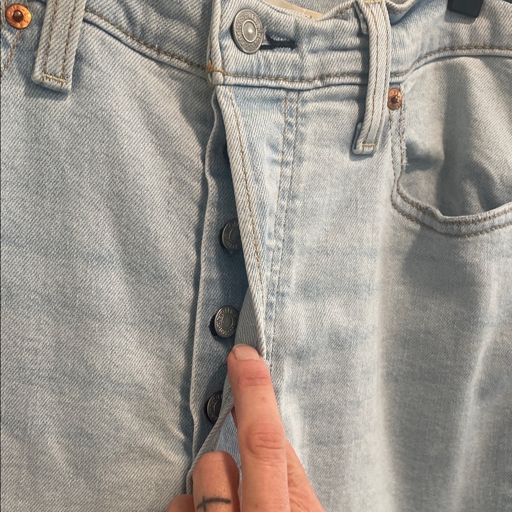 Levi's Button Fly Ribcage Straight Ankle Jeans 28 - Picture 2 of 8